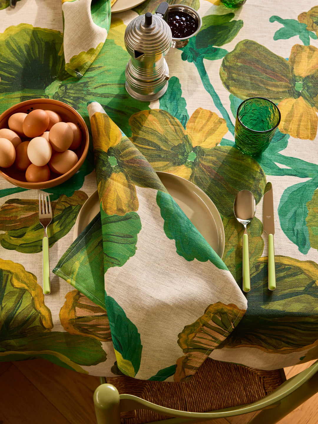 Wild Pansy Verde Linen Tablecloth