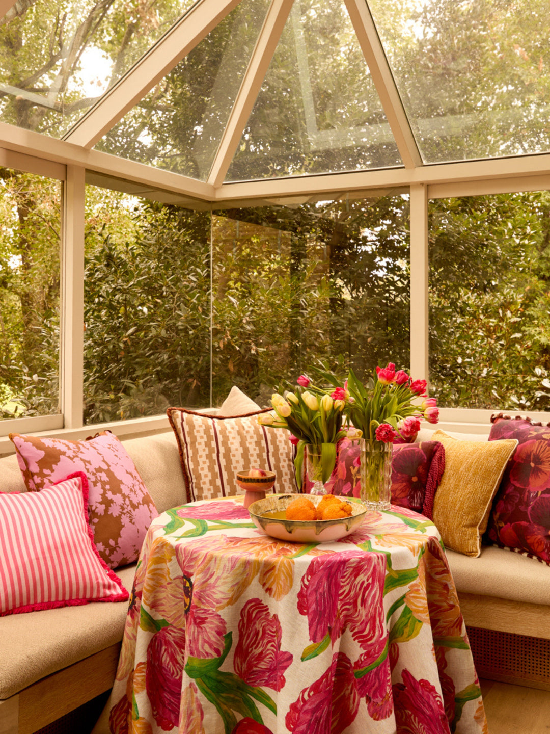 Tulip Multi Linen Tablecloth Round