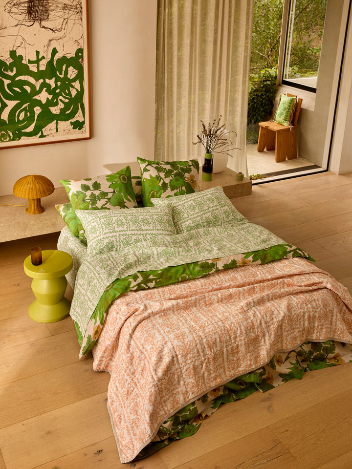 Petal Pink & Daisy Buff Linen Quilted Throw