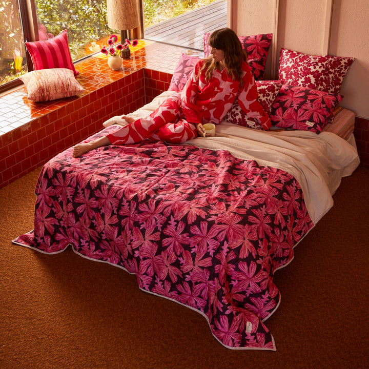 Mave Rosetta Pink Quilted Throw