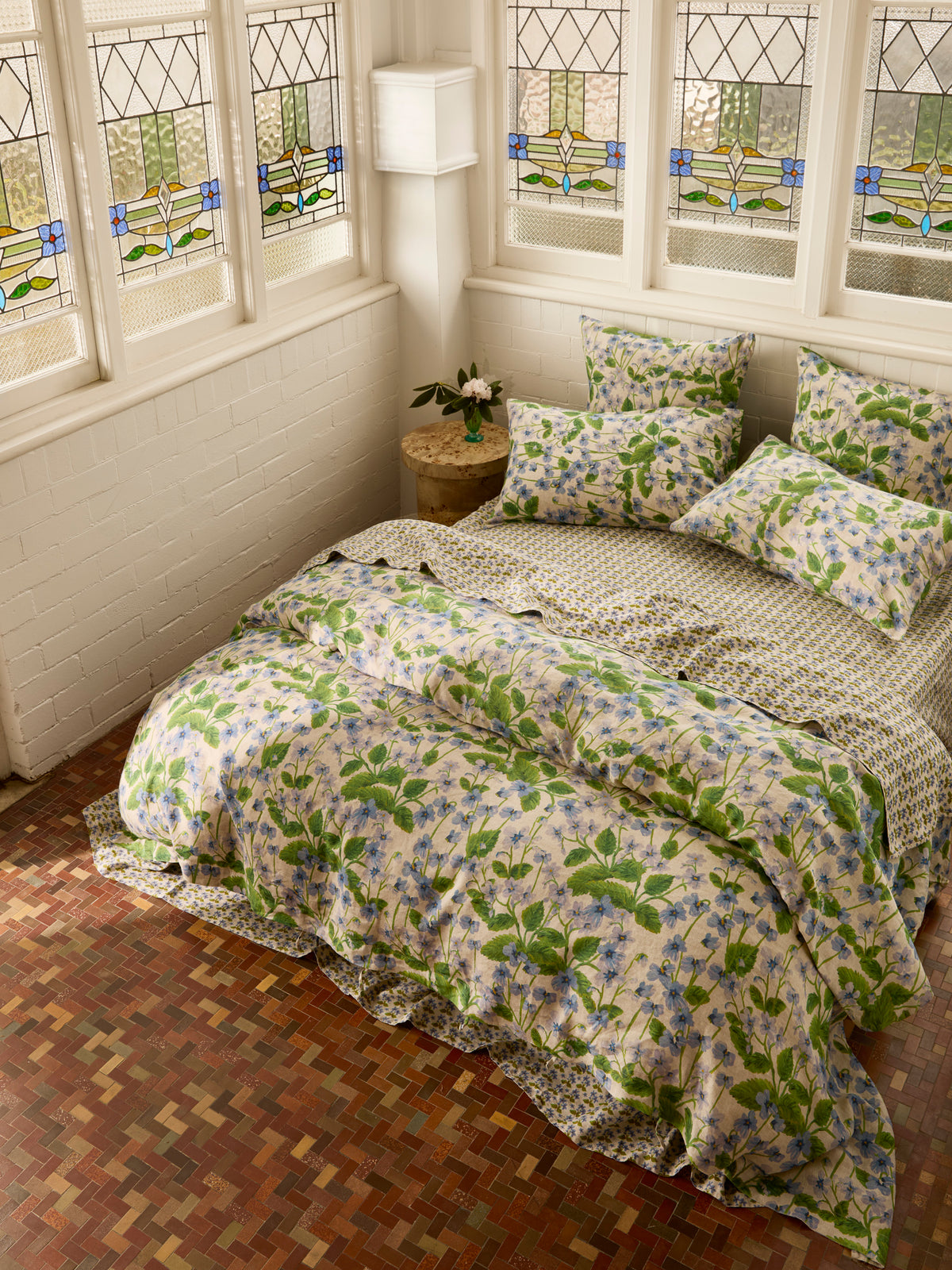Petit Madeline Blue Linen Fitted Sheet