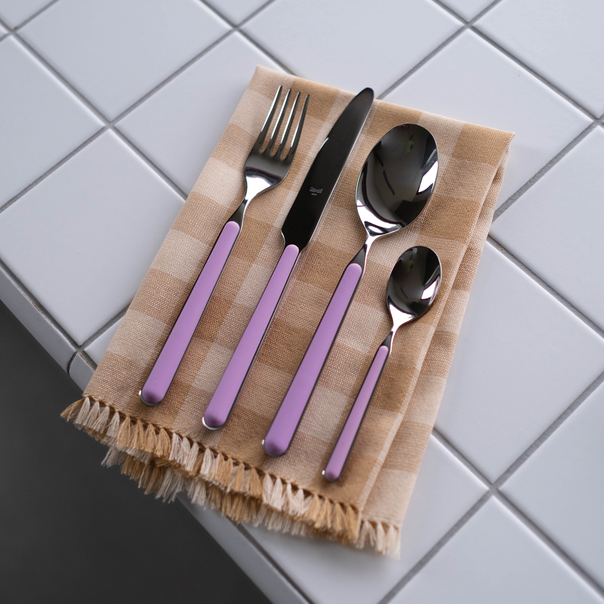 Fantasia Cutlery Set: Lilac
