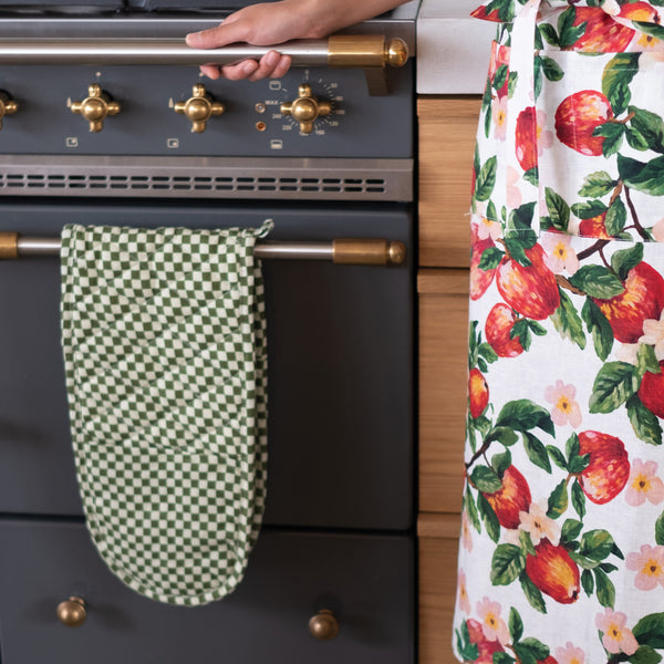 Tiny Checkers Leaf Long Pot Holder